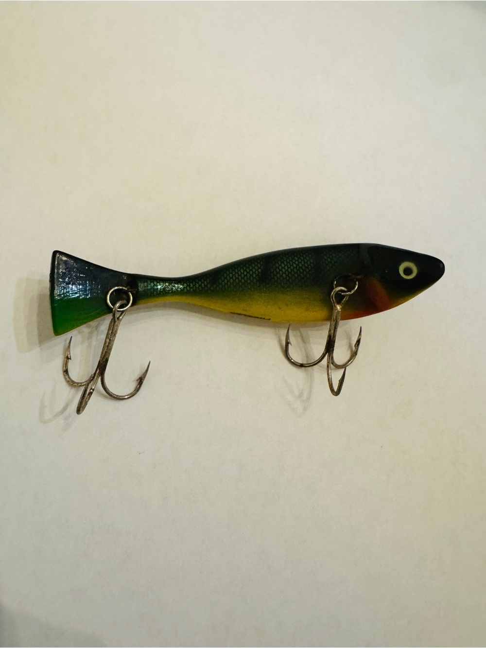 Vintage Heddon Prowler #7050 GYR 5/8 oz 4.5"